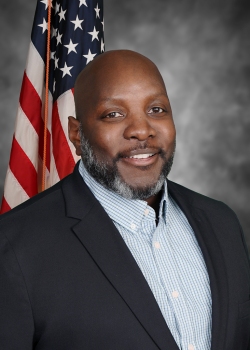 jones-cr1_8952-7_01